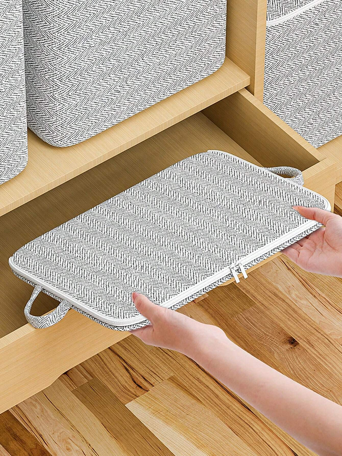 Clothes Storage Bag Neatly Organize Protect and Store Garments (Gray)