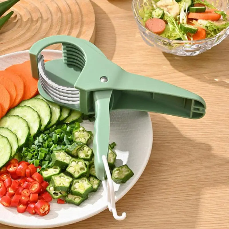 Vegetable Slicer Salad Press Chopper Handheld Kitchen Tool (Green)