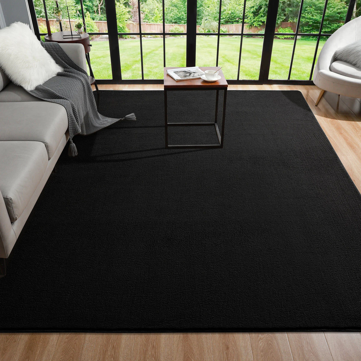 Plush Rug Nonslip Area Carpet Soft for Bedside Room Mat (Black)