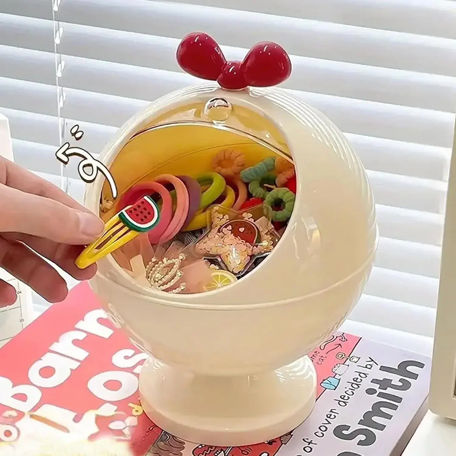 Dustproof Organizer Box for Hair Ties and Vanity Accessories