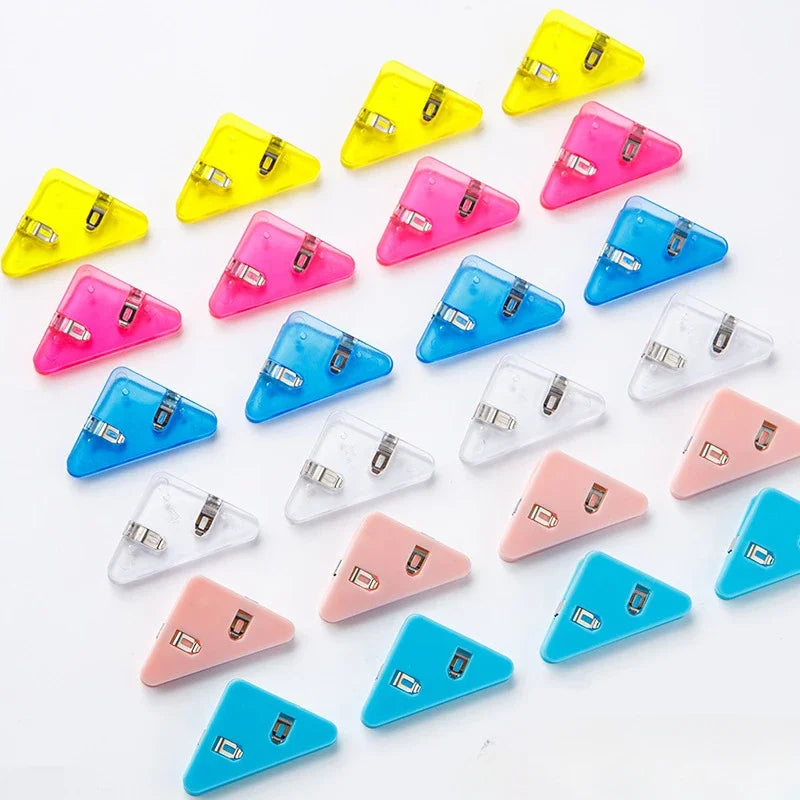 Triangle Paper Clips 10PCS Office Desk Organizer (Multicolor)