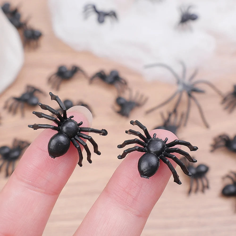 50pcs Small Black Spiders for Halloween Decoration, Haunted House Prop, DIY Party