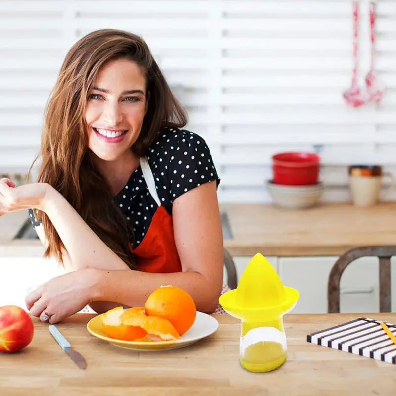 Multifunctional Lemon Juicer Squeezer Citrus Press