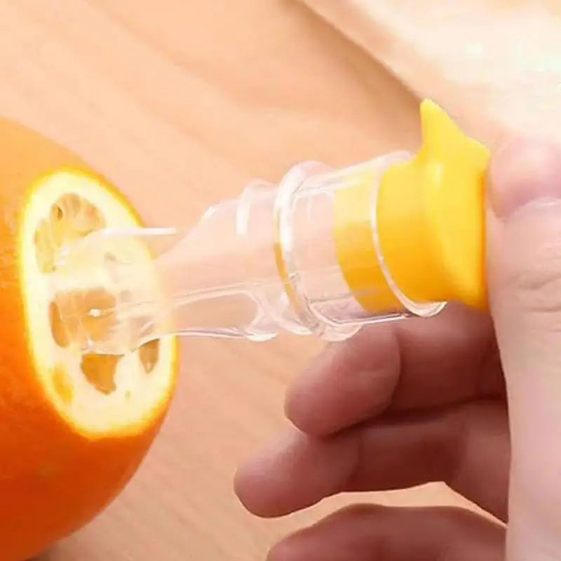 Handheld Citrus Juicer Squeezer