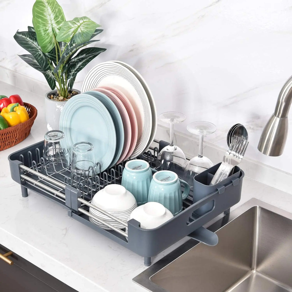 Expandable Kitchen Counter Dish Rack with Drainer