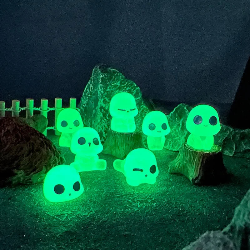 Miniature Alien Elf10 Pieces Decorations with Luminous Effect (Green)