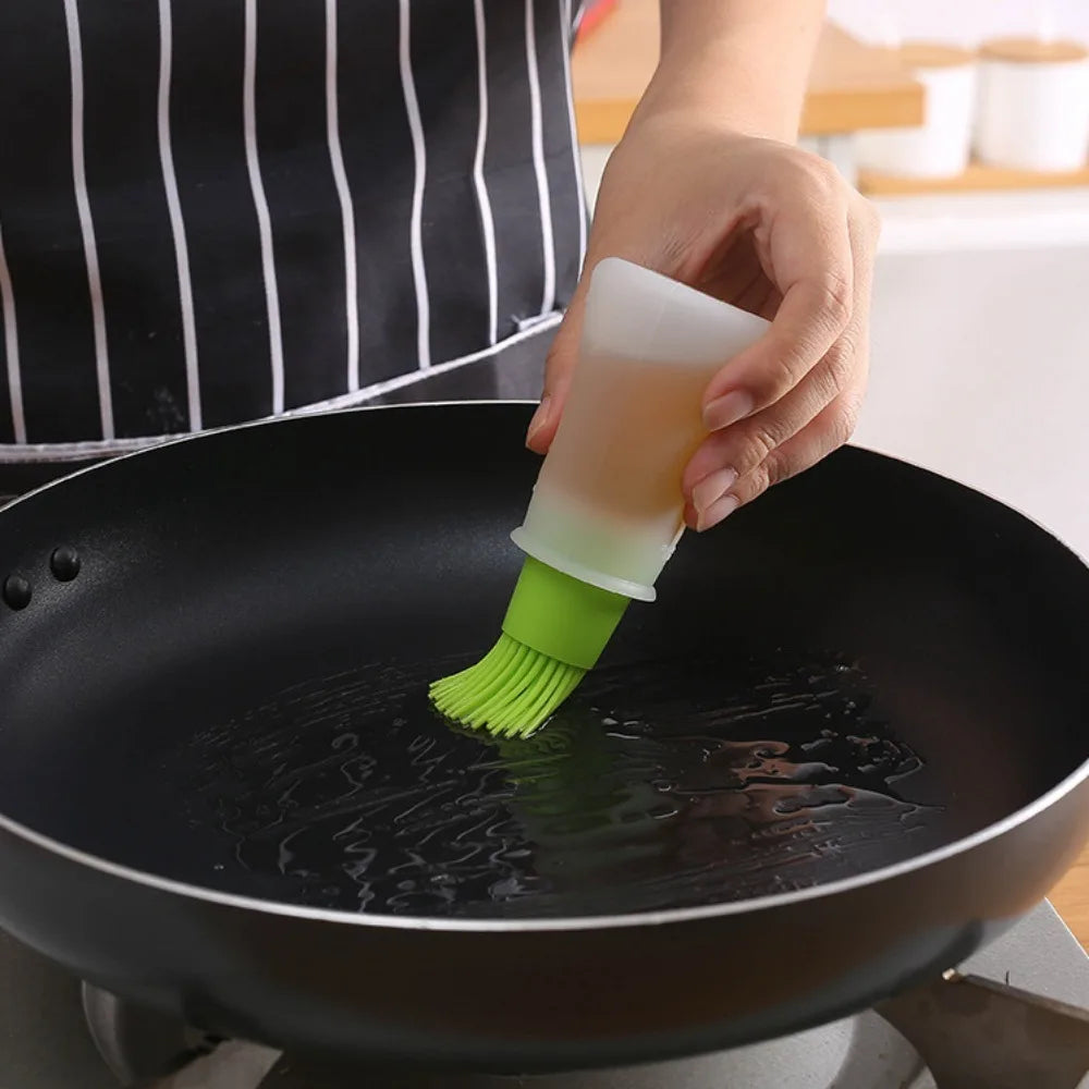 Silicone Oil Brush with Bottle – 2-in-1 Oil Dispenser &amp; Basting Brush for BBQ, Baking &amp; Cooking