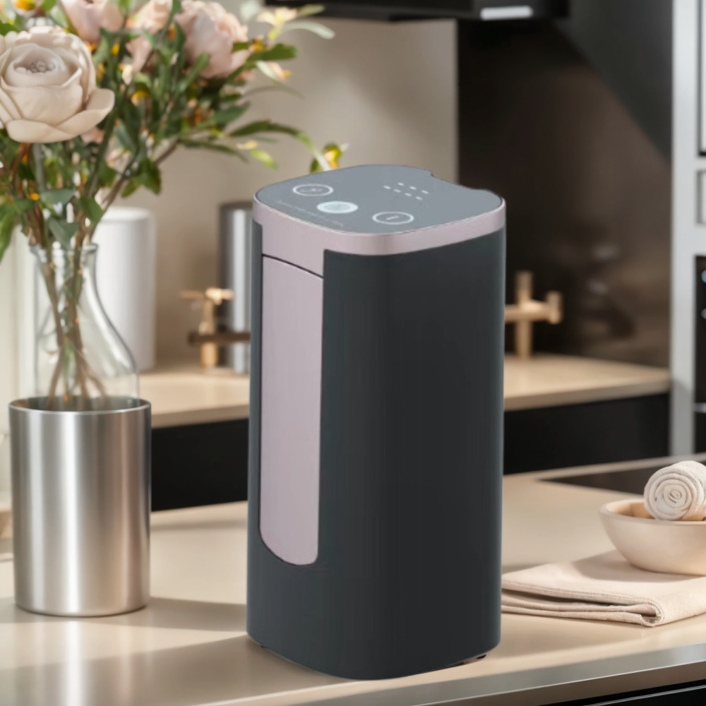 Handheld Pleated Suction Pump for Water Transfer (White)