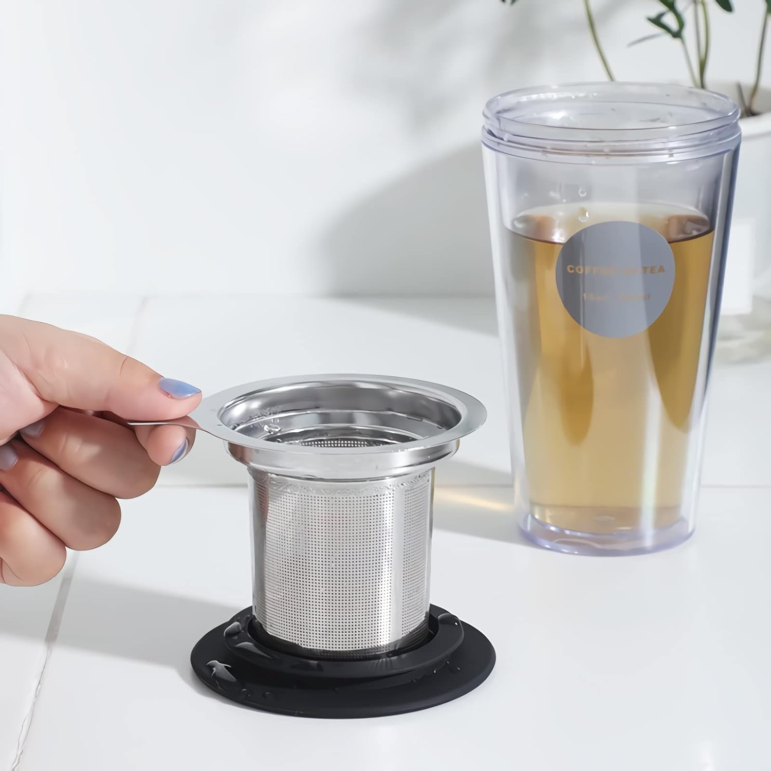 Stainless Steel Tea Infuser Extra Fine Mesh Tea Strainer with Silicone Lid