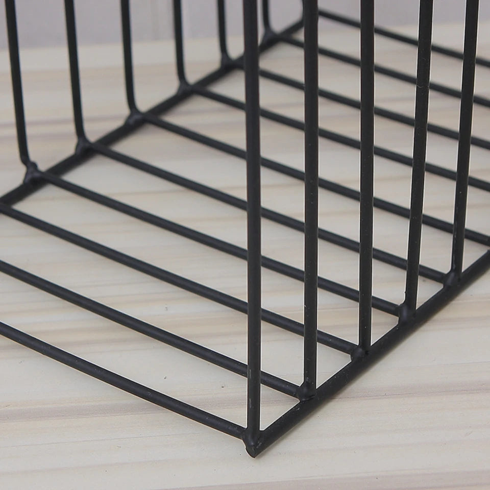 Freestanding Portable Metal Hat Rack Tabletop Display Organizer (Black)