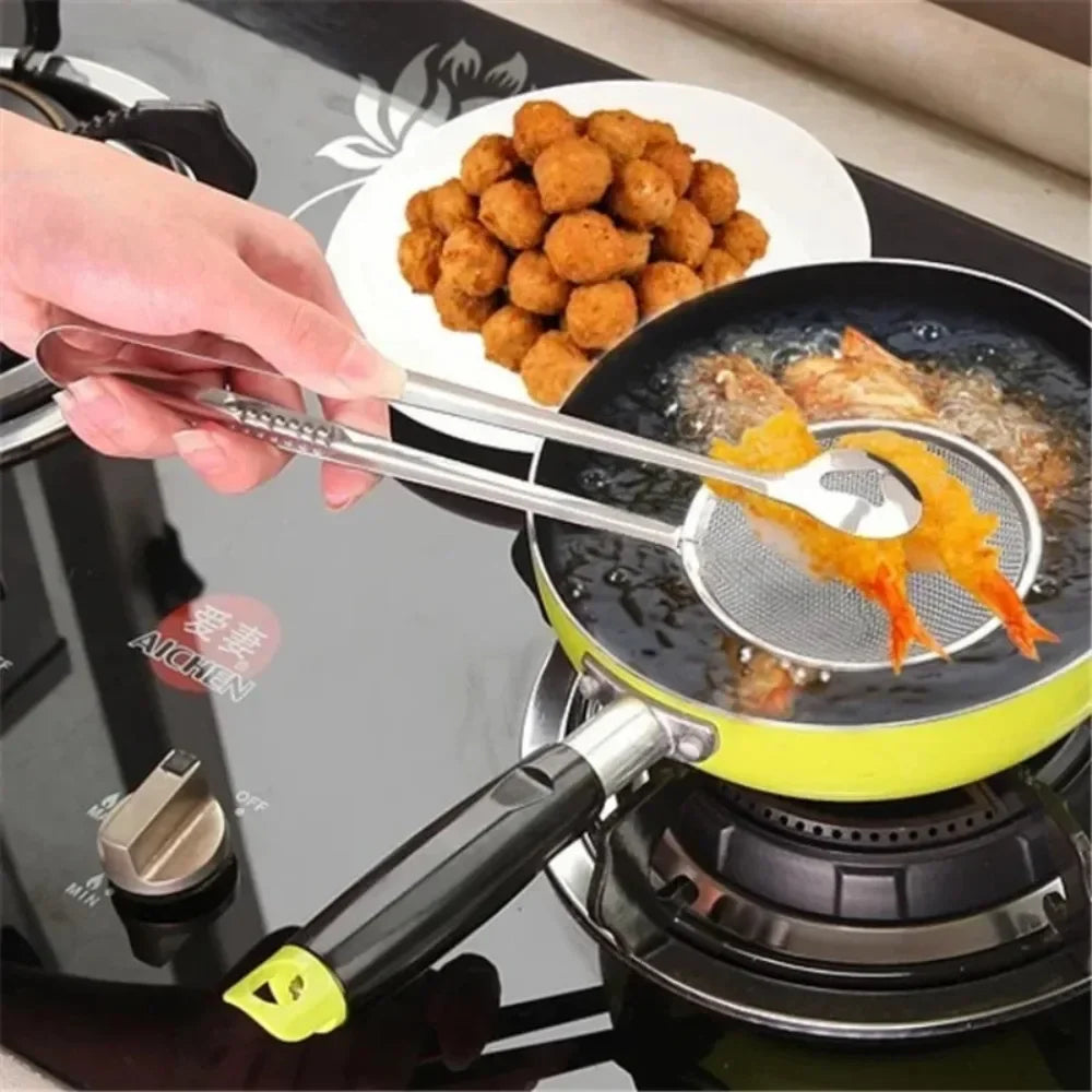 Stainless Steel Fine Mesh Strainer Spoon with Clip – Heat-Resistant Oil Filter Colander for Fried Food, Soup, Sauce, Pasta, Vegetables, Salad &amp; BBQ Cooking