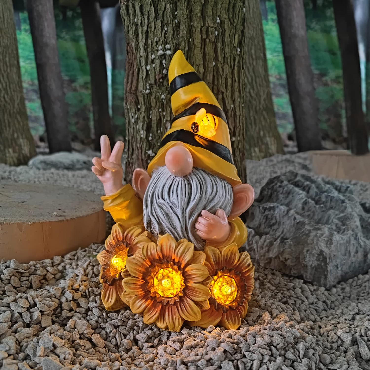 Garden Gnome Sculptures & Statues Resin Summer Bee Gnome with Sunflower