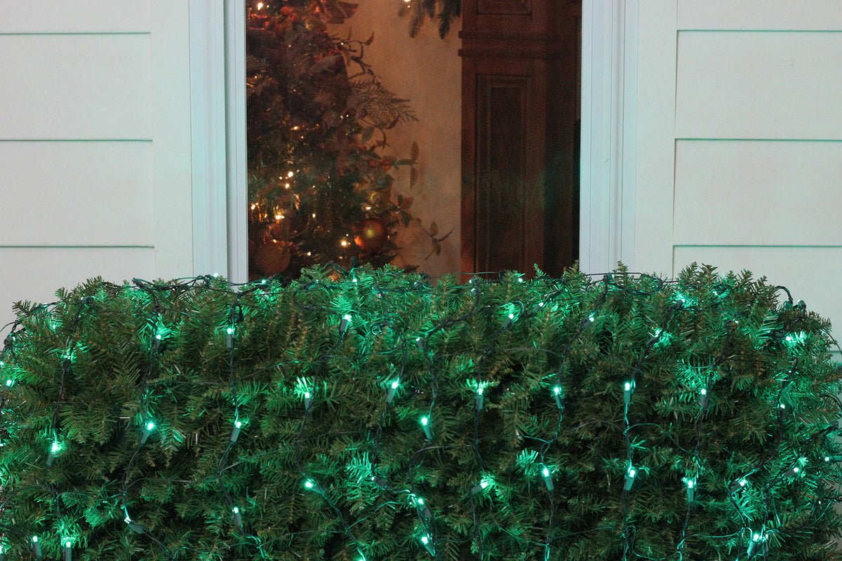 Green LED Wide Angle Christmas Net Lights 4&#39; x 6&#39; for St Patrick&#39;s Day