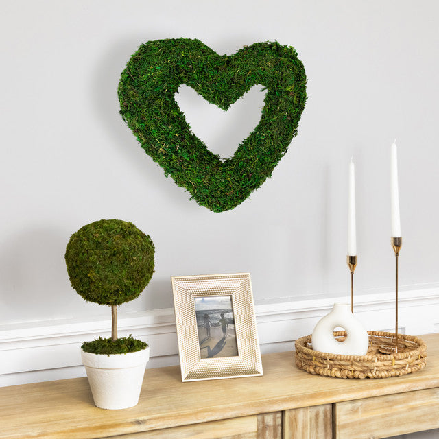 Artificial Green Reindeer Moss Heart Twig Decoration