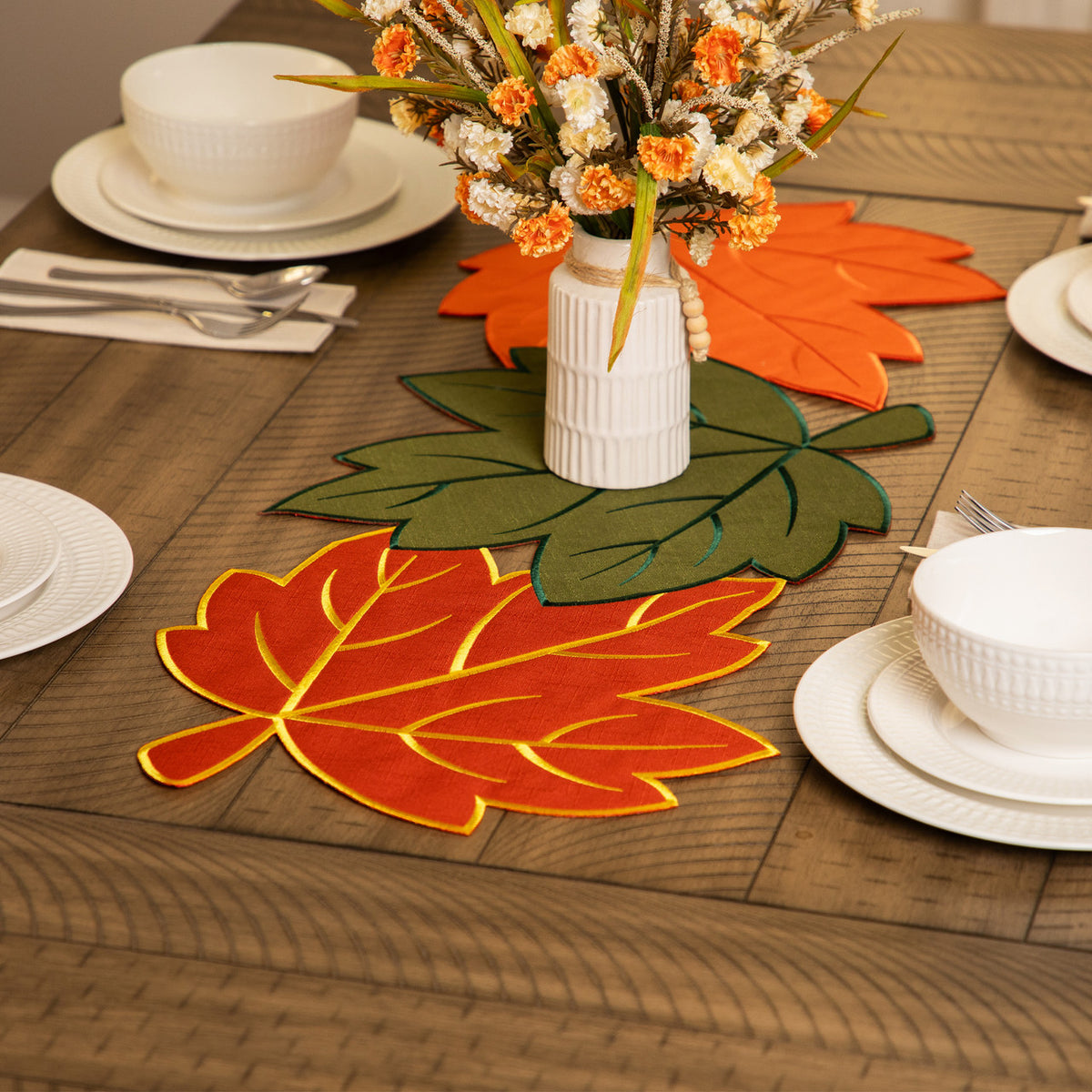 Triple Maple Leaf Fall Harvest Table Runner (35&quot; x 13.75&quot;)