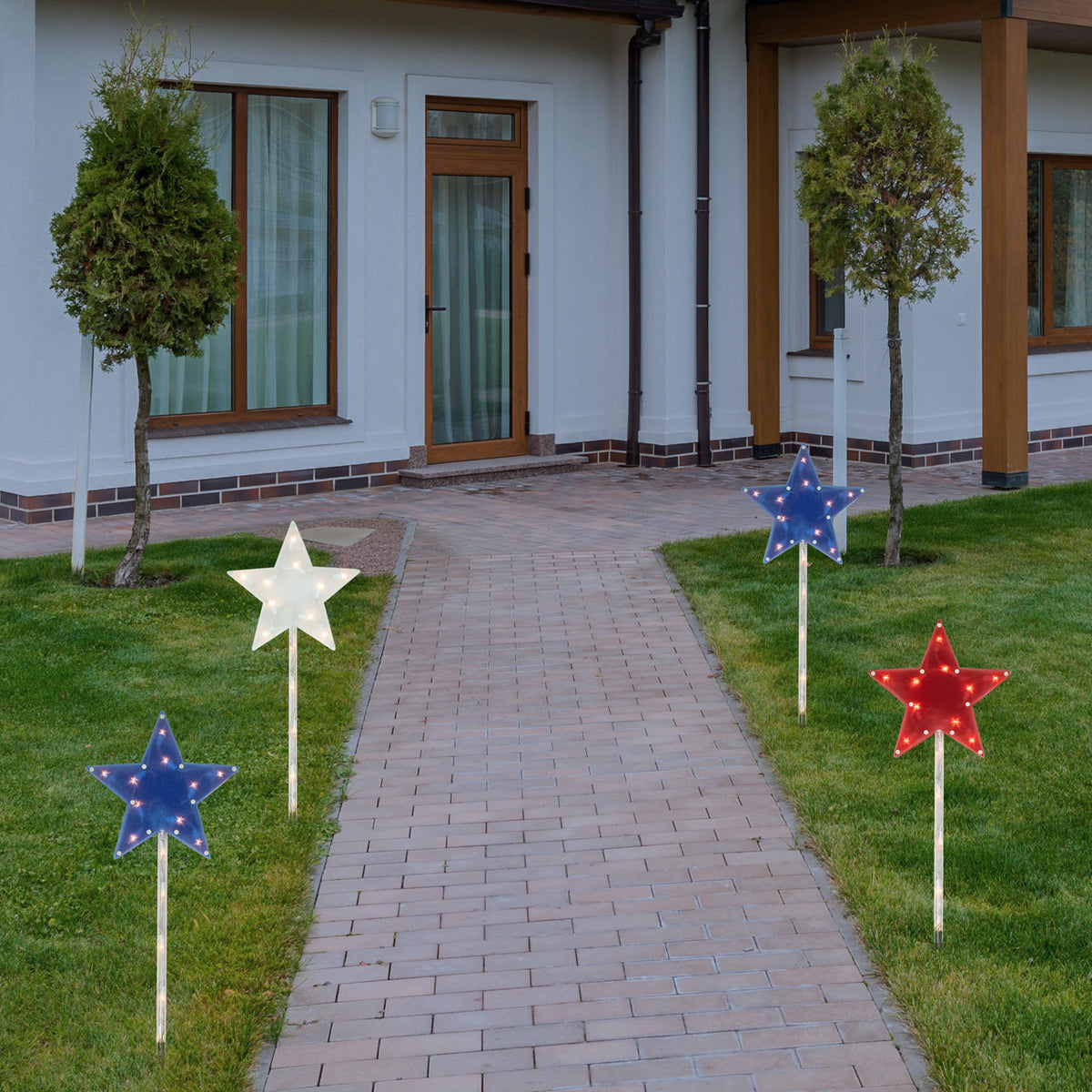Clear Light Star Pathway Decor Patriotic 28 Inch