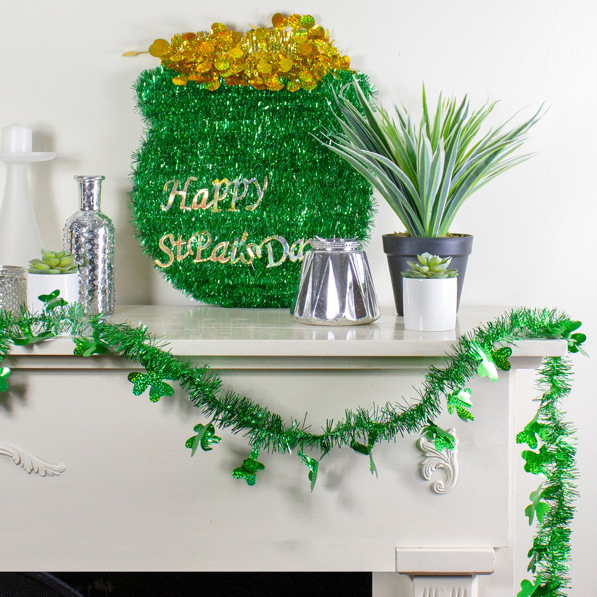 Unlit Green Tinsel Irish Shamrock Artificial St. Patrick&#39;s Day Garland (25&#39; x 2&quot;)