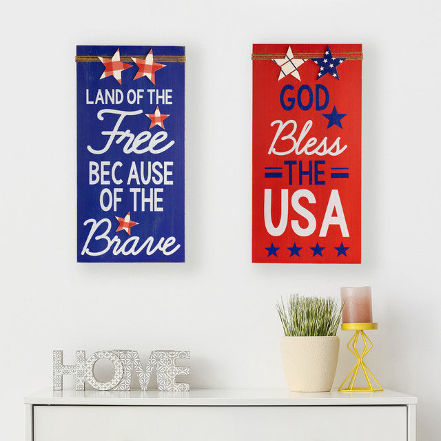 Patriotic Wooden Plaque Set Land of the Free