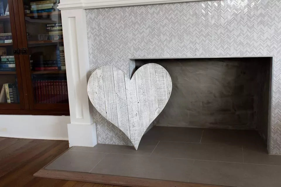 Whitewash Reclaimed Wood Heart 12&quot; Wall Decor