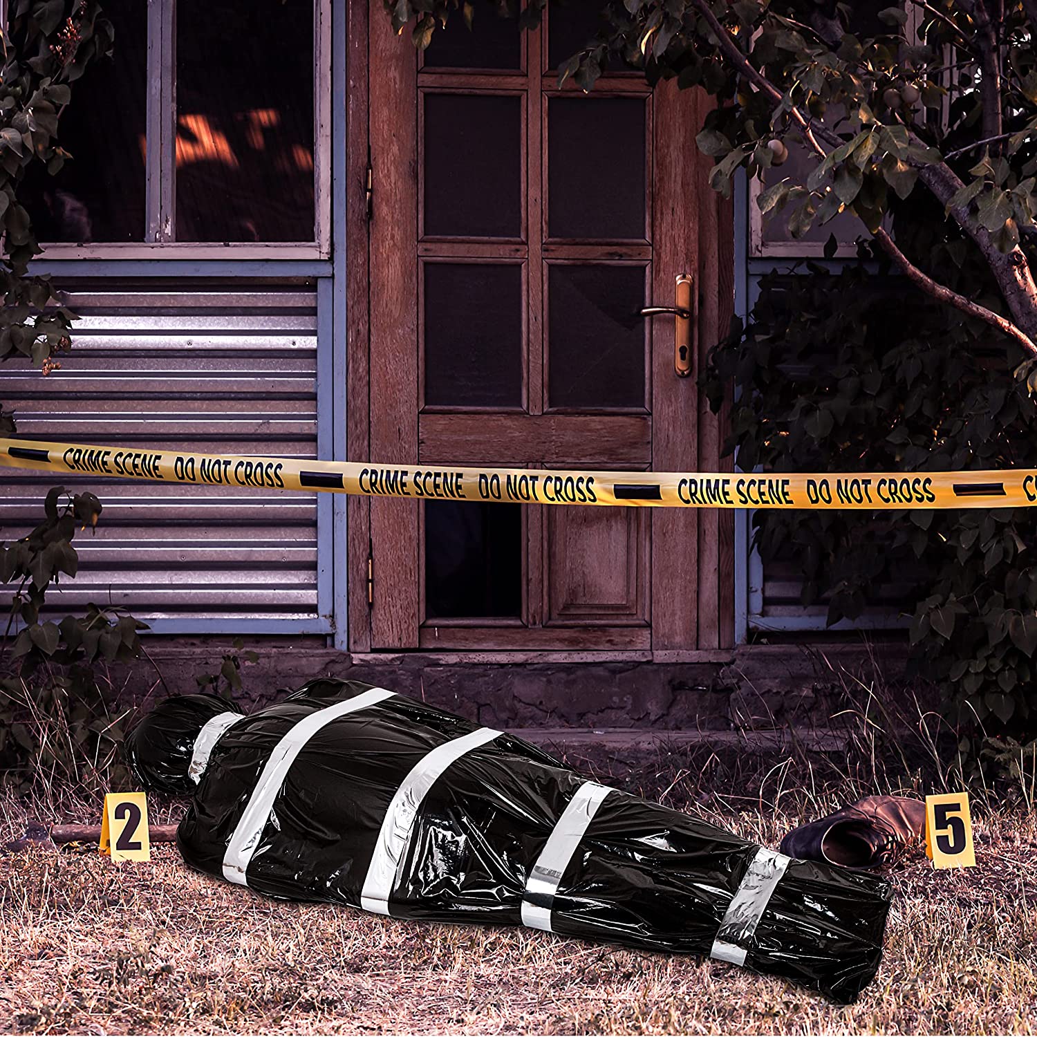 Halloween Fake Victim Dead Scary Fake Decorations Props Bag Fake Corpse Outdoor Indoor Decor (Requires Assembly)